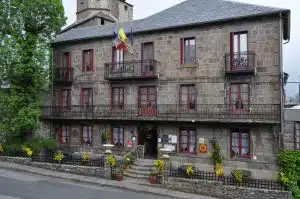Façade de l'Hostellerie du beffroy
